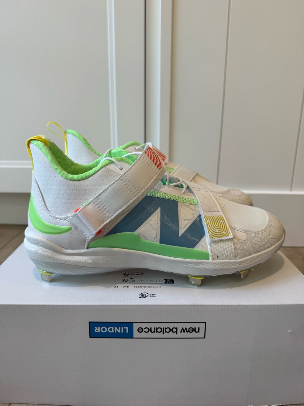 New Balance Fuel Cell Lindor 2. Baseball cleats NIB size 11.5